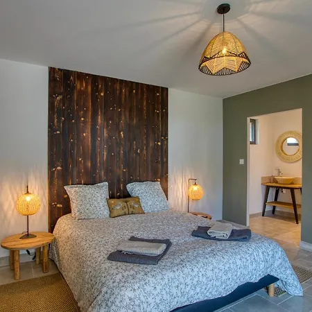 Le Domaine Du Pech Eternel Holiday park *