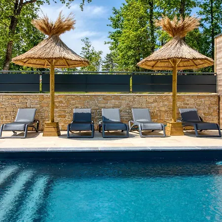 Le Domaine Du Pech Eternel Holiday park Sarlat-la-Caneda