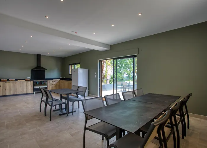 Le Domaine Du Pech Eternel Tatil parkı *