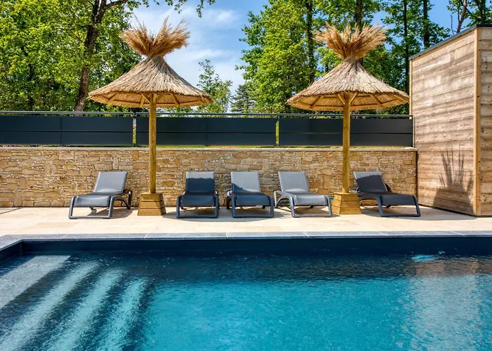 Le Domaine Du Pech Eternel Holiday park Sarlat-la-Caneda